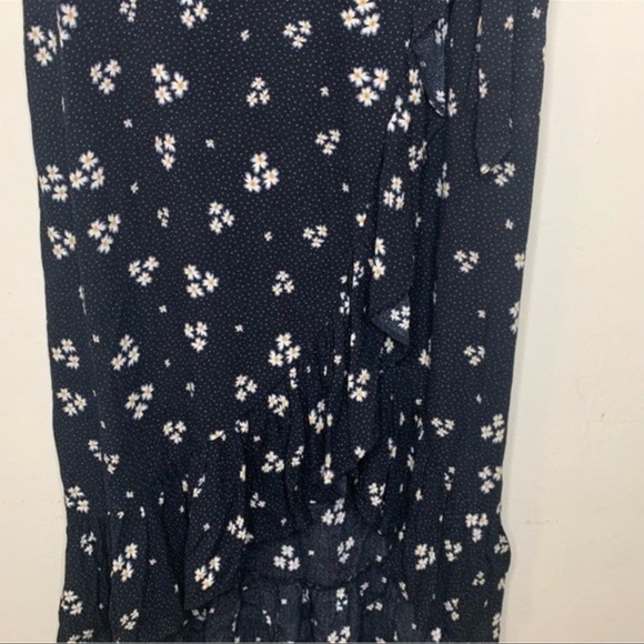 American Eagle | Floral High-Low Skirt - Picture 8 of 8